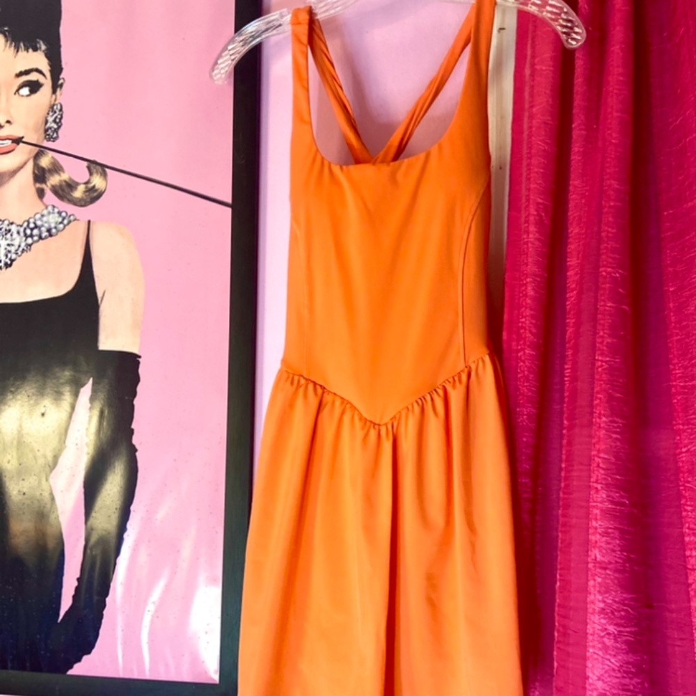 NWOT Halara Mini Tennis Dress/Skort Orange Activewear Athleisure Womens Medium